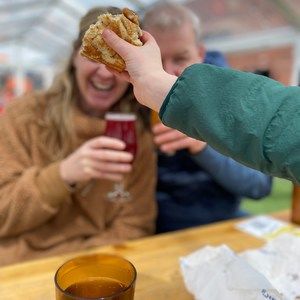 Meet your Posher, Loribeth